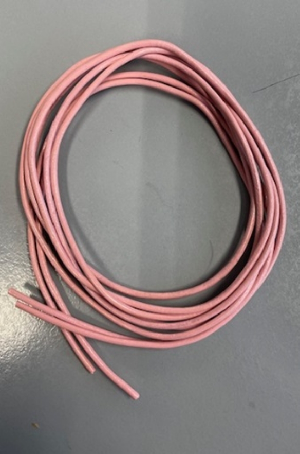 OUTLET Ronde leerveters, 2 mm, 2 x 1 meter, roze kopen?