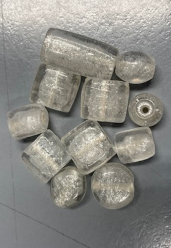 OUTLET Glaskralen mix,25 gram, zilver / wit kopen?