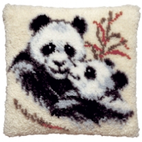 Kussenpakket in knooptechniek, 40x40cm, pandaberen