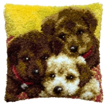 Kussenpakket in knooptechniek, 40x40cm, puppies