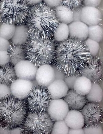 Pompoentjes/pompons/pompoms wit, wit/zilver, 20 t/m 35 mm, 50 stuks