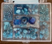 Glaskralen mix, 7-vaks, blauw / turquoise