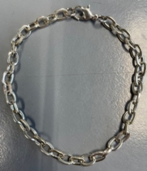 OUTLET Zilverkleurige schakel armbandje met sluiting, 17,8 cm