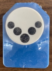 OUTLET Hoekpons 5 rondjes, 38mm