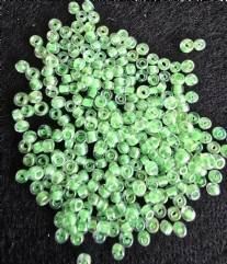 OUTLET Glazen kraaltjes/borduurkraaltjes/rocailles inside colour, 3 mm, 50 gram ,  groen