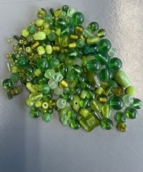 OUTLET glaskralen, mix, 40 gram, groen