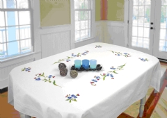 Voorbedrukt tafellaken om te borduren, 130x200cm, blauw bloemen