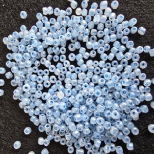 OUTLET Glazen kraaltjes/borduurkraaltjes/rocailles inside colour, 3 mm, 50 gram, blauw