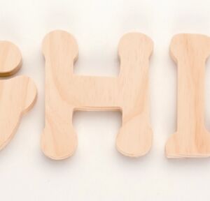 OP=OP Houten letter, hoogte 13 cm, dikte 15 mm, H
